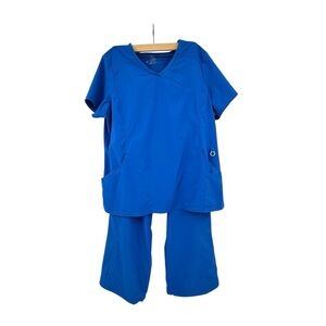 Cherokee Infinity scrub set Women’s Size 2XL (Pants 2XL Petite) Royal Blue
